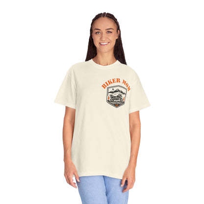 BIKER MOM Chest Badge Women’s Motorcycle T-Shirt | Natural & Orange