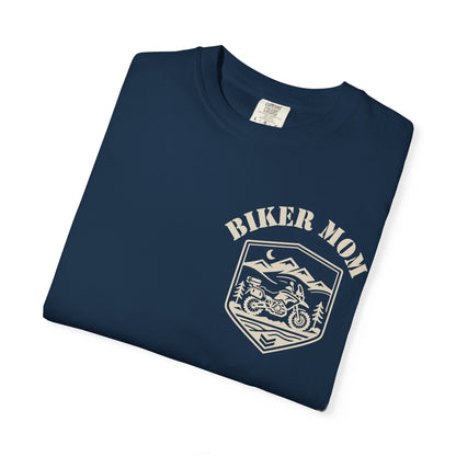 BIKER MOM Chest Badge Graphic Women’s Motorcycle T-Shirt | Navy & Cream