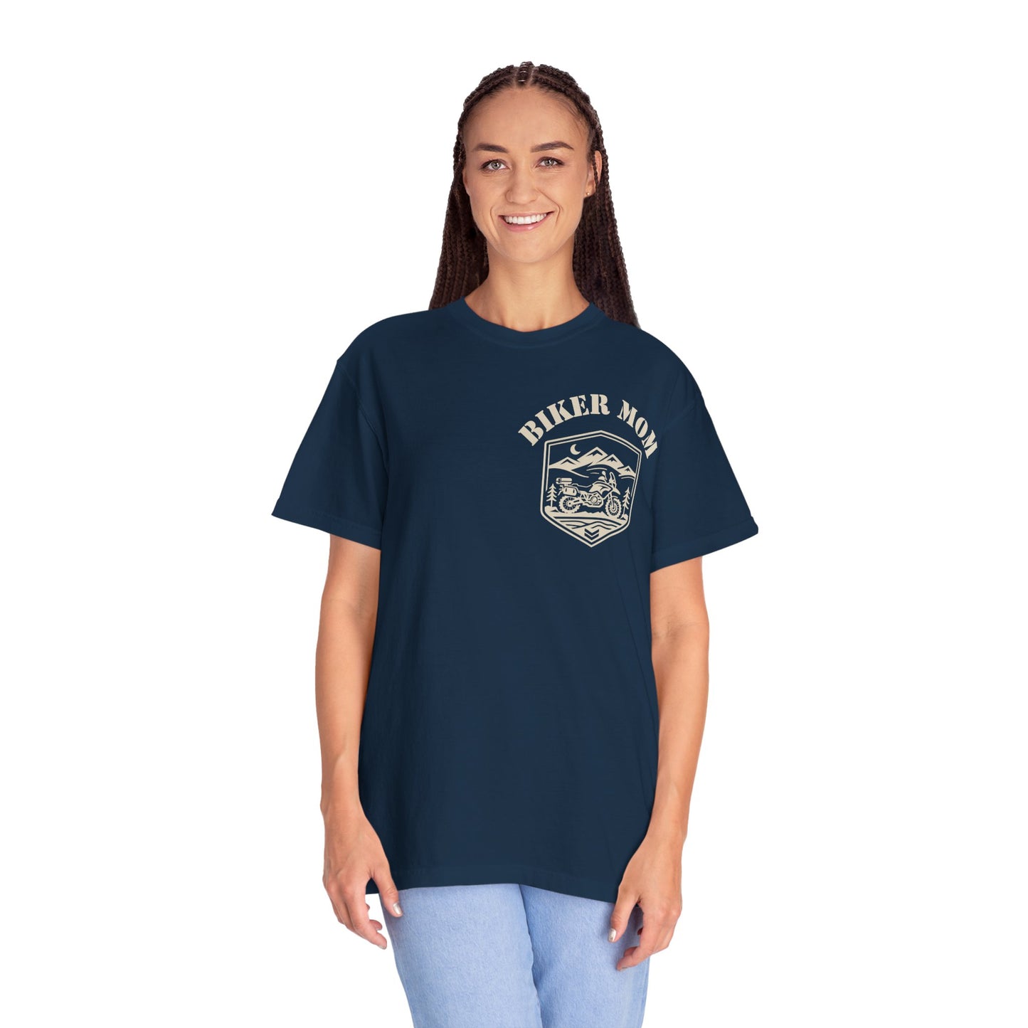BIKER MOM Chest Badge Graphic Women’s Motorcycle T-Shirt | Navy & Cream