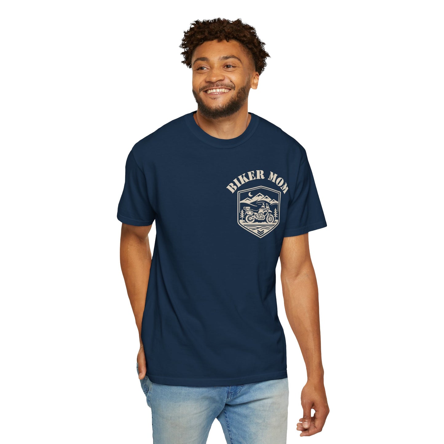BIKER MOM Chest Badge Graphic Women’s Motorcycle T-Shirt | Navy & Cream
