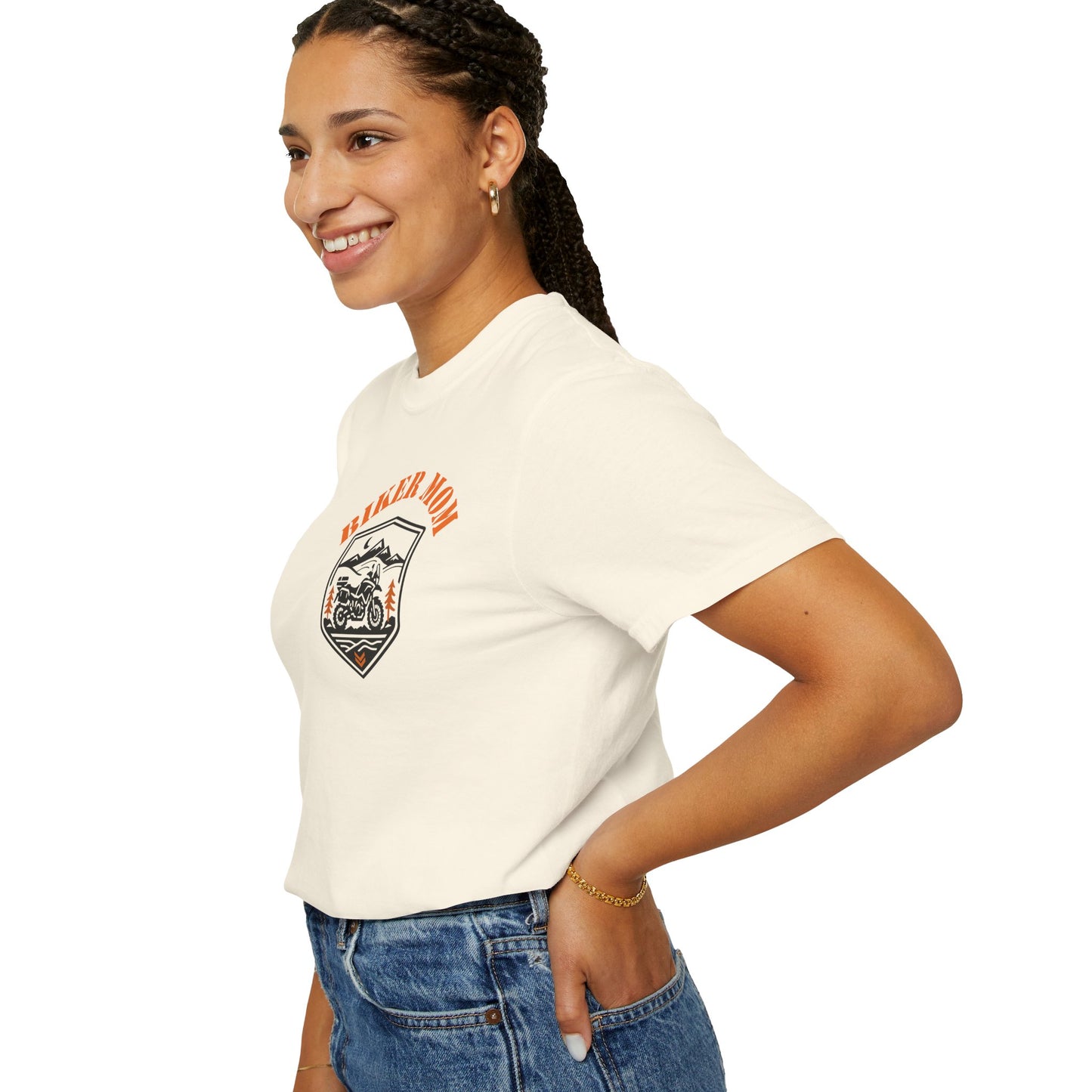 BIKER MOM Chest Badge Women’s Motorcycle T-Shirt | Natural & Orange